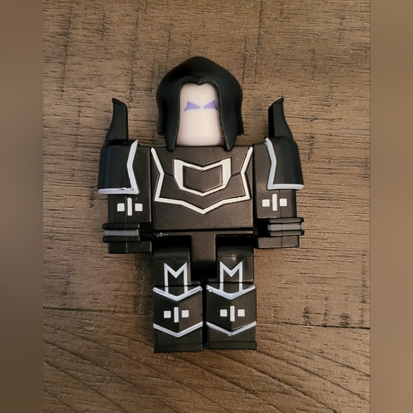 Jazwares Roblox Dungeon Quest 2.5" Inch 6 Count Action Figure Lot W/ Goliath - Picture 4 of 7